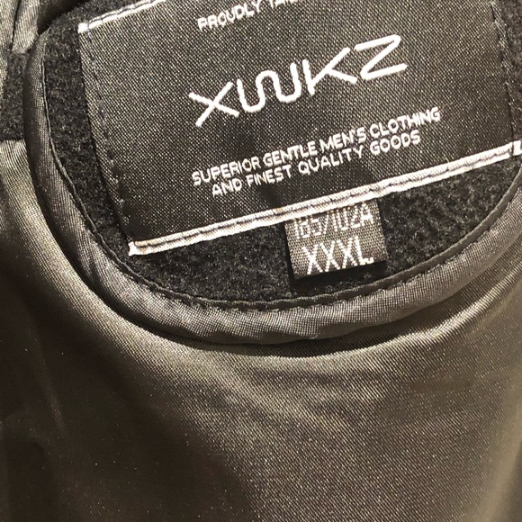 Men’s Winter coat - Picture 7 of 10